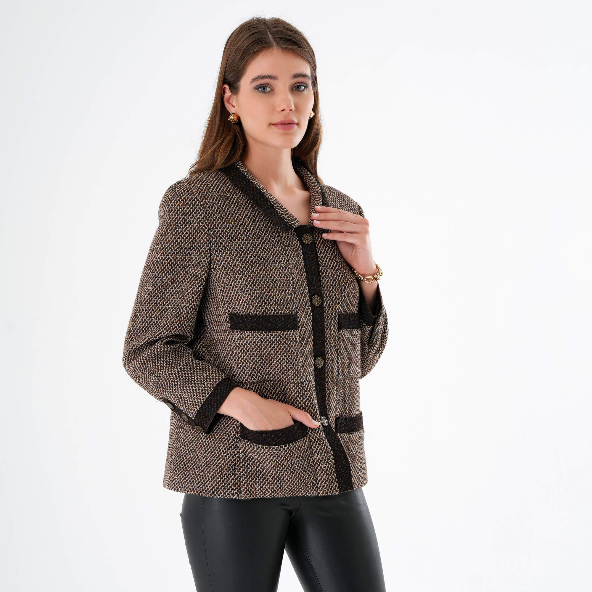 Chanel - 98A Vintage Brown Wool Classic Jacket FR46